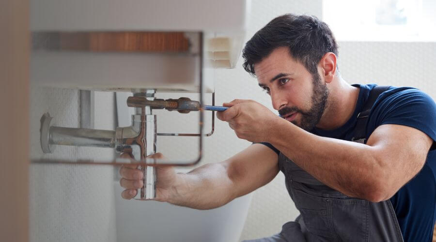 Sink faucet installation in Santa Cruz, NM